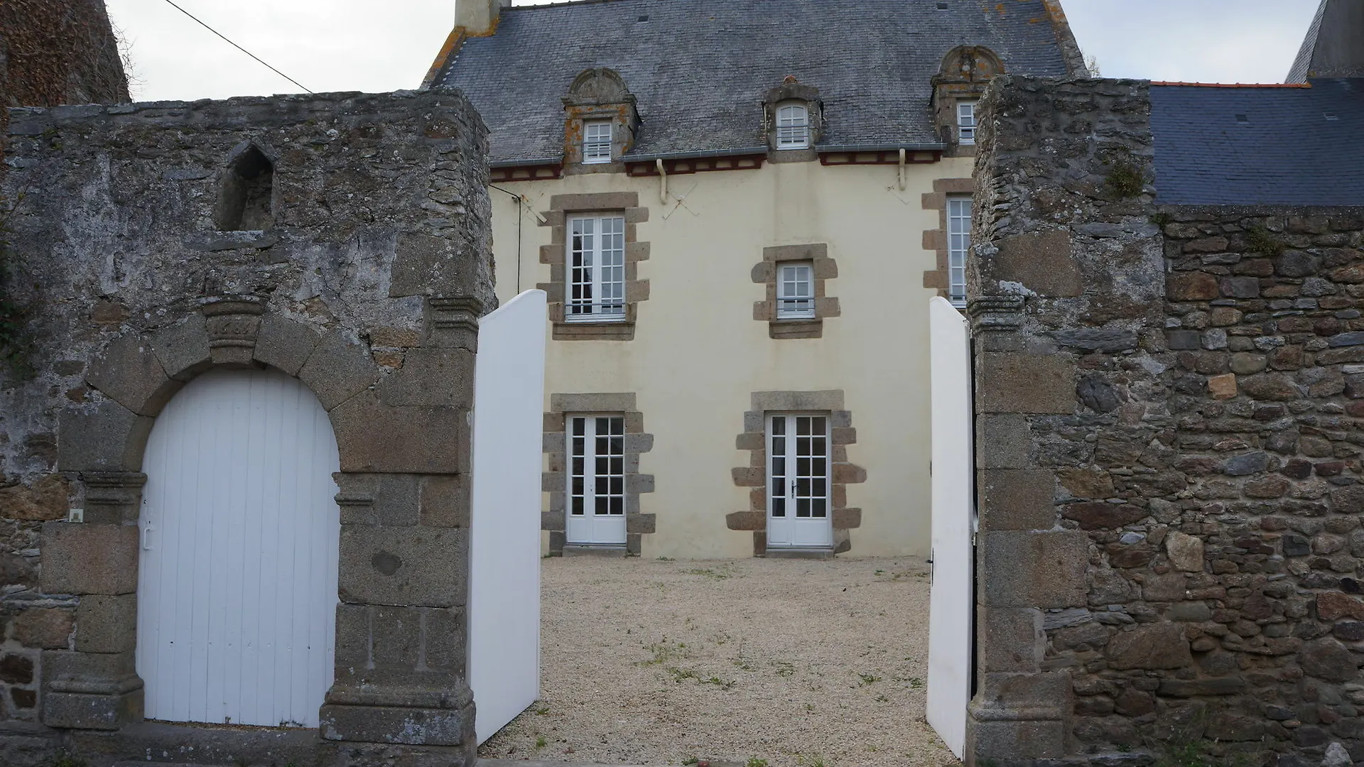 *** Guest house Manoir 1685 Saint Malo Hotel France